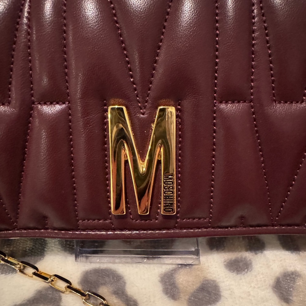 Moschino Quilted Crossbody Bag in Deep Wine with Gold Hardware - Picture 3 of 12